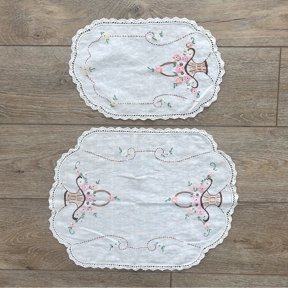 Vintage Embroidery Table Dress Runner Doilies Set of 2 Floral Basket Crochet